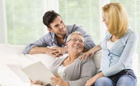 逗老人开心的小故事 - 怎么才能让老人开心