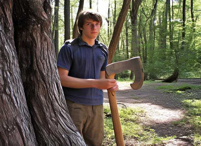 借斧子故事；借斧子的故事