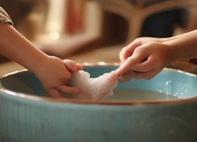 儿童洗脚视频、幼儿洗脚视频