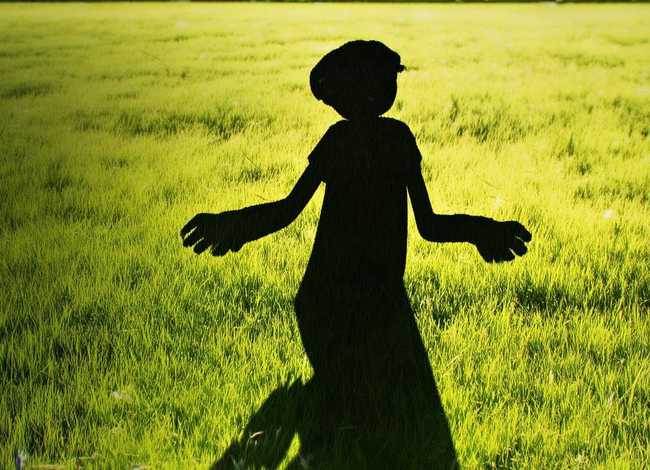 影子儿童画(影子儿童简笔画) 影子儿童画(影子儿童简笔画)