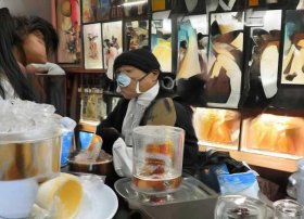 陆羽的故事缩写50字；陆羽的故事缩写50字左右