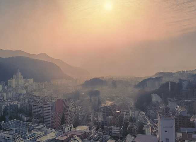 一个儿童故事20个字、简单介绍一个儿童故事50字左右 一个儿童故事20个字、简单介绍一个儿童故事50字左右