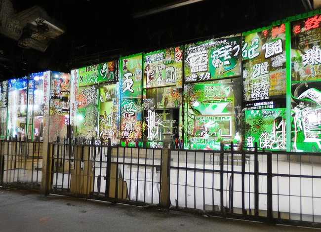 故事梗概；百年孤独故事梗概