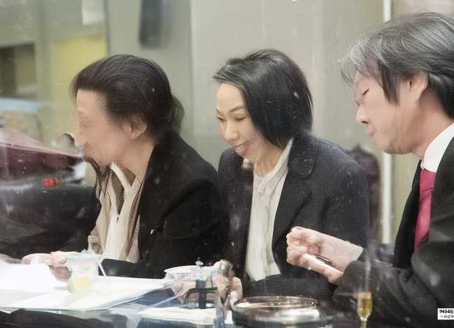 年的来历故事简介，年的来历故事简介50字