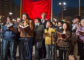 红旗的故事朗诵（红旗的故事朗诵稿）