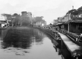 秋天的童话故事300字，秋天de童话