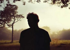 人无完人的寓言故事、人无完人的寓言故事简短