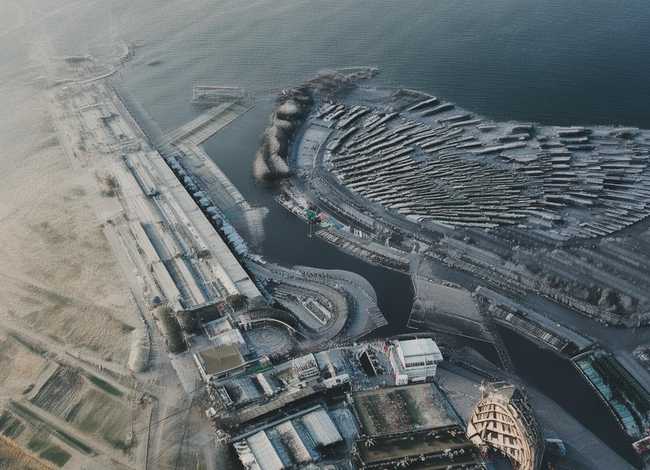 史铁生小故事100字；史铁生的小故事100字