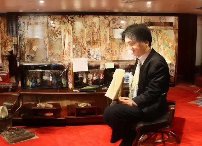 退避三舍的故事50字以内，退避三舍的故事50字以内怎么写