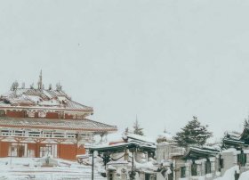 普罗米修斯的故事简介；普罗米修斯的故事简介20字四年级下册