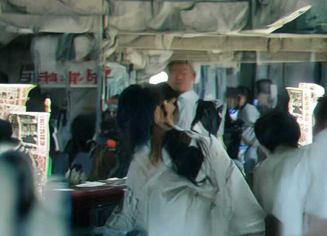 女娲补天的故事简写100字左右 女娲补天的故事简写100字左右三年级