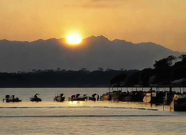 史铁生一生的故事；史铁生一生的故事50字