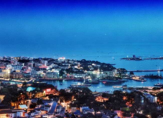 鸵鸟和狮子的故事幼儿园；鸵鸟和狮子的故事幼儿园中班