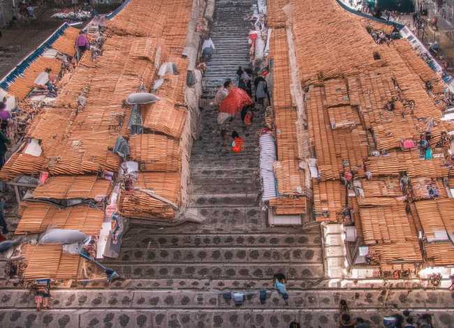 留守儿童的故事50字 关于留守儿童的故事400字