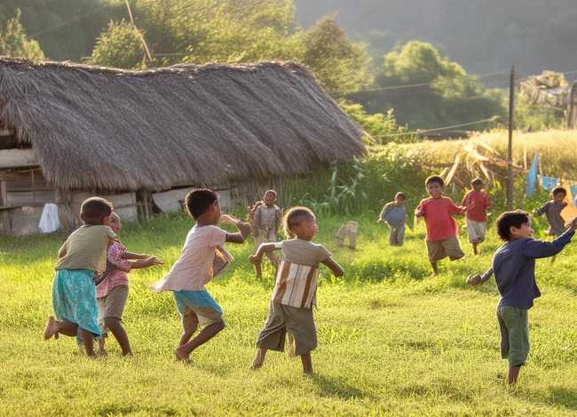 农村儿童的生活作文；农村儿童的生活作文800字