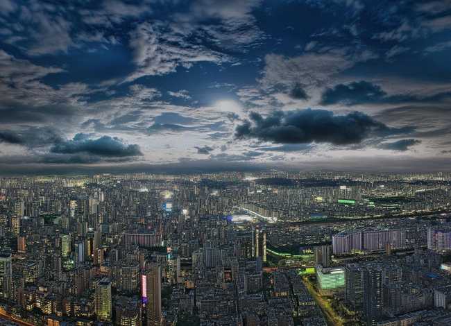 女娲补天的故事简介，女娲补天的故事简介一百字