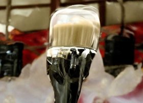 墙故事编写，以墙的故事为题目写一篇作文600字