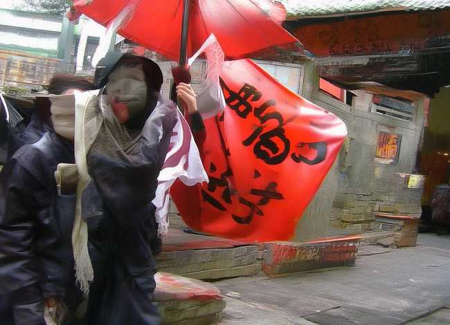 包拯的一个小故事 - 包拯的一个小故事体现出他铁面无私30字左右