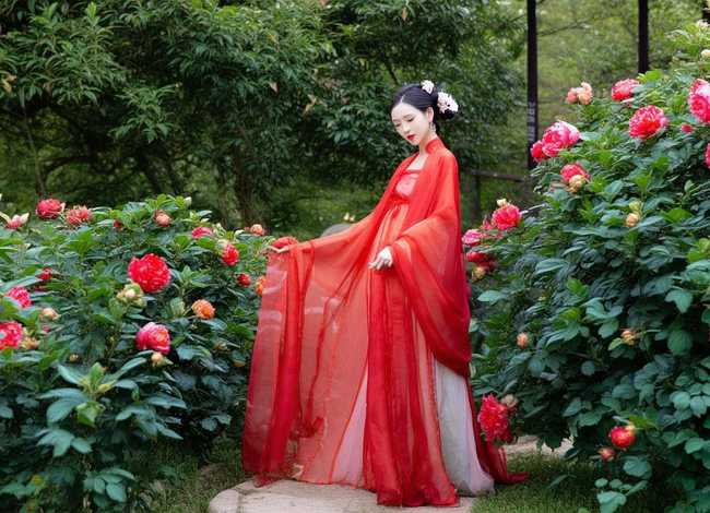 关于旗袍故事；关于旗袍的故事