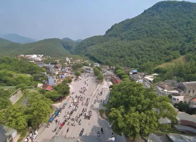 夸父追日的故事100字、夸父追日的故事100字概括