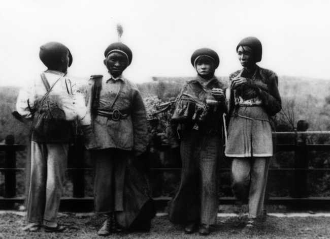 嫦娥奔月的故事简单版，嫦娥奔月的故事简单版50字