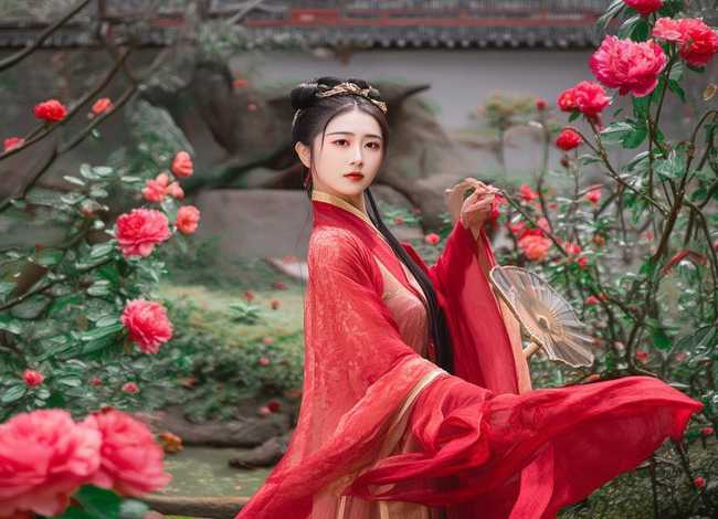 女驸马童声原唱，女驸马原唱歌词