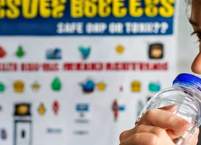 塑料壶喝水有毒吗（塑料壶喝水有毒吗知乎）