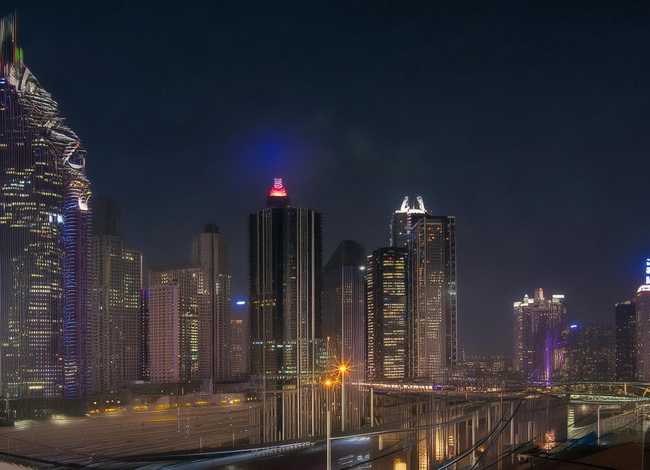 邯郸学步寓言故事200字左右；邯郸学步寓言故事简写20字