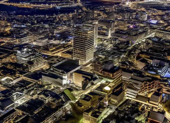 钢笔伞儿童故事、用钢笔伞飞船编一个故事50字 钢笔伞儿童故事、用钢笔伞飞船编一个故事50字