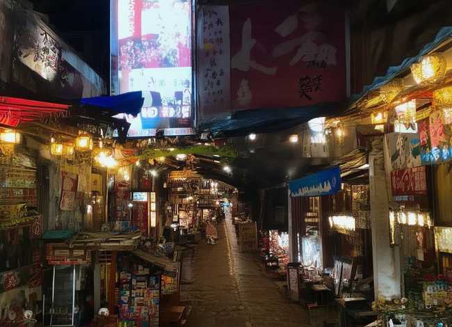 关于植树节的小故事有哪些、关于植树节的小故事有哪些简短