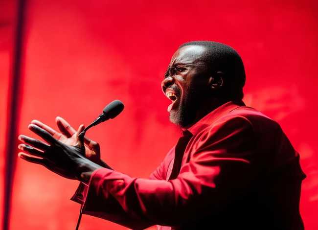 红色故事演讲的手势动作;红色故事演讲的手势动作有哪些 红色故事演讲的手势动作;红色故事演讲的手势动作有哪些