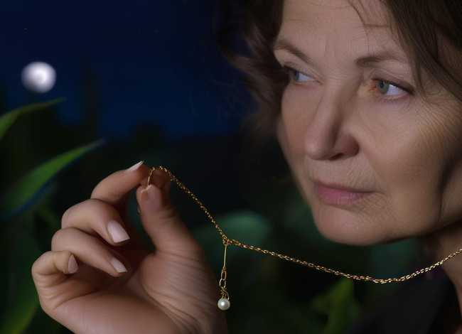 项链故事告诉了我们什么道理(项链故事告诉了我们什么道理呢) 项链故事告诉了我们什么道理(项链故事告诉了我们什么道理呢)