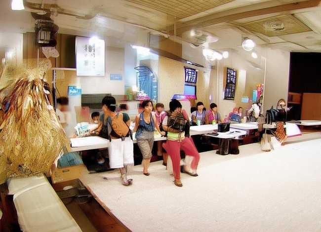 玫瑰少年背后故事感受 - 玫瑰少年背后故事感受50字