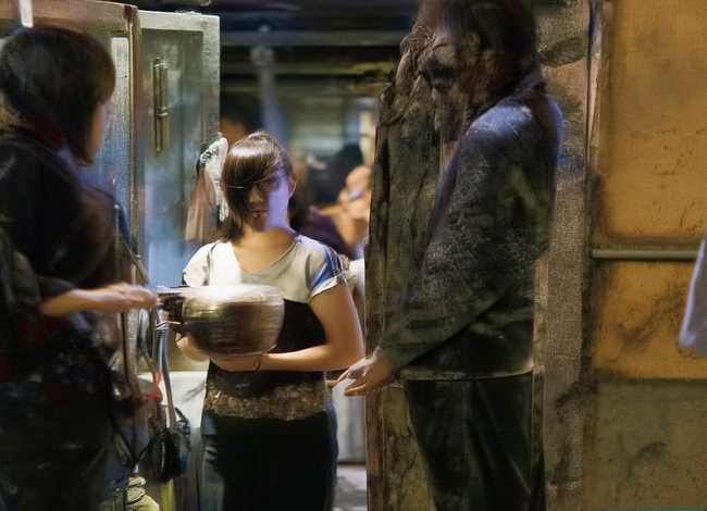 乌鸦反哺的故事50字 乌鸦反哺的故事50字概括