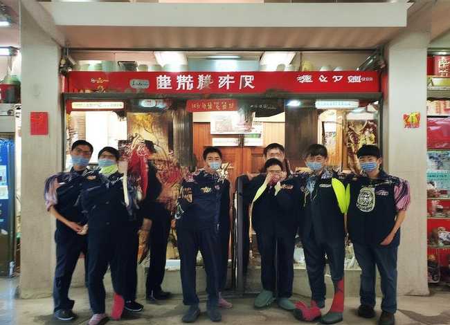 儿童讲屈原的故事50字 屈原的故事简短100字左右幼儿