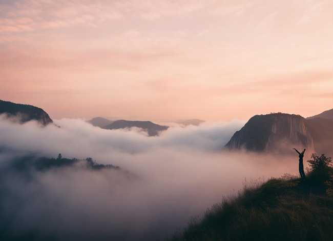 响遏行云成语故事读音，响遏行云成语故事读音及解释