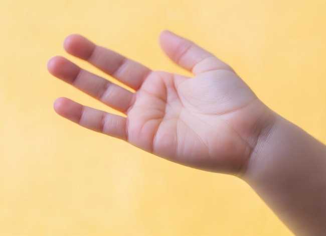 儿童的手掌大约多少厘米，儿童的手掌大约多少厘米长