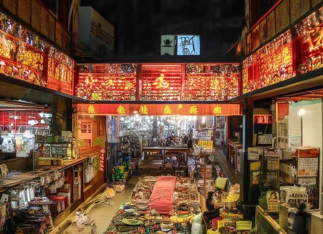 旅游的故事100字左右;旅游的故事100字左右怎么写 旅游的故事100字左右;旅游的故事100字左右怎么写