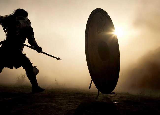 矛与盾的故事带视频、矛与盾的寓言故事视频