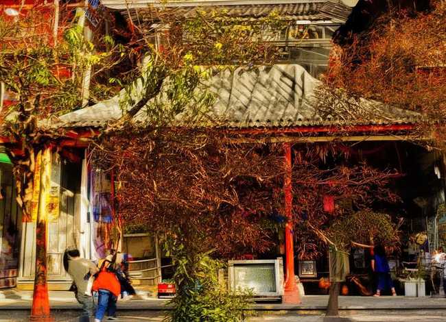 貂蝉的故事简介100字左右；貂蝉的故事简介100字左右作文