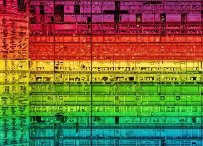 六岁以上儿童故事机直播间；六岁以下幼儿故事