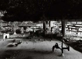 凿壁偷光的故事100字左右四年级 凿壁偷光的故事100字左右四年级作文