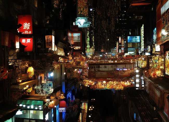 三借芭蕉扇的故事主要内容，三借芭蕉扇的故事主要内容40字