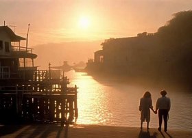 故事片日出（故事片日出85年）