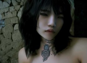 碑海北早期视频 碑海北早期视频脖子上有画东西吗