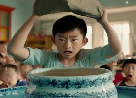 司马光砸缸的故事儿童故事视频；司马光砸缸的小故事视频