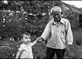 尊老爱幼的故事典故 - 尊老爱幼的经典故事