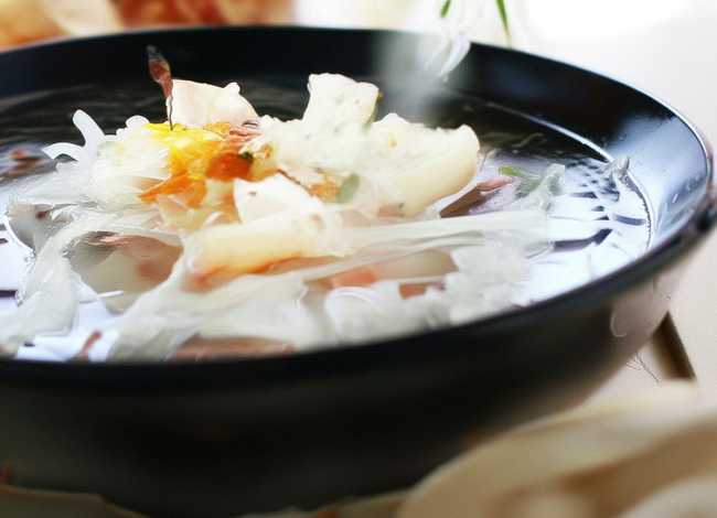 仁的故事简短50字（仁的故事简短30~50字）