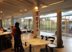 留守儿童的故事50字 - 关于留守儿童的故事400字