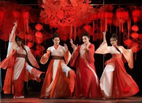 谭连广侯艳玲恰恰视频 - 谭连广侯艳玲表演视频